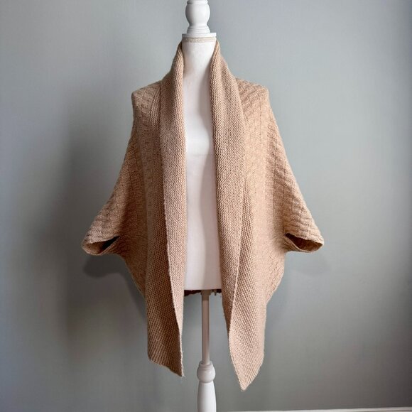 Jennifer Lopez XL Oatmeal Knit Cardigan / Shrug Style Sweater/ Fall layering - Picture 1 of 8